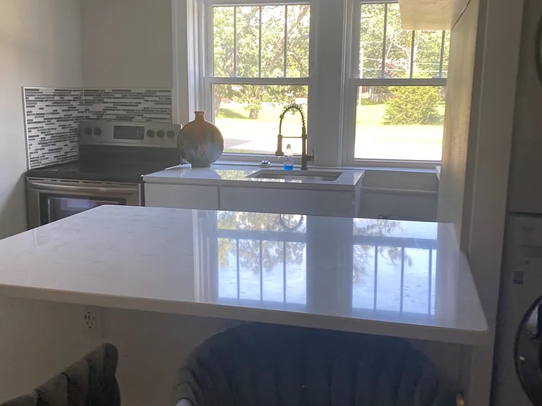 4000 University Ave #7 — Photo 63