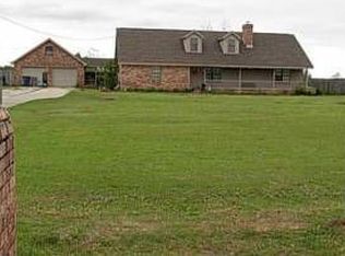 2872 Sherrilane Dr, Cantonment, FL 32533