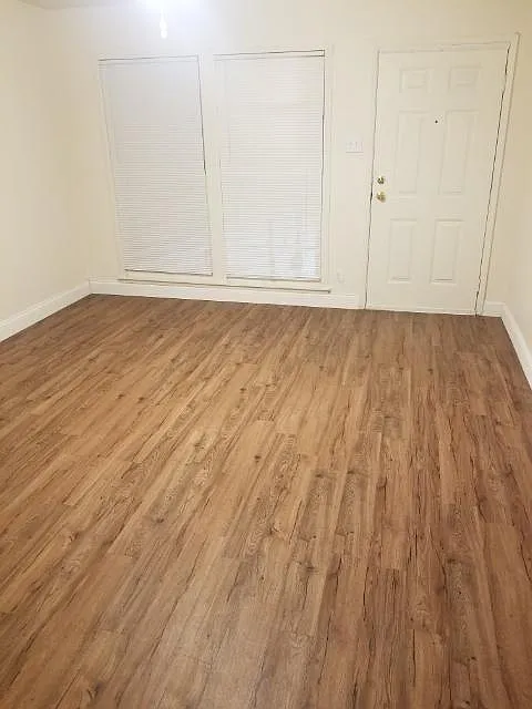 3 bed, 960 sqft, $1,400 — Photo 4