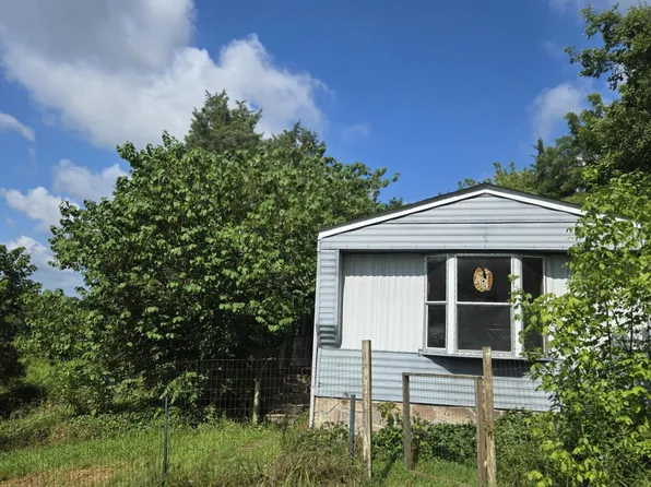 1882 Highway 25 #70, New Market, TN 37820