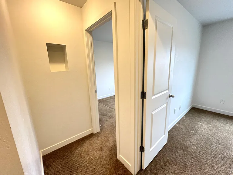 4652 W South Jordan Pkwy — Photo 30