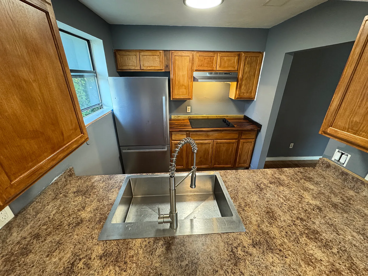 2 bed, 928 sqft, $1,200 — Photo 1
