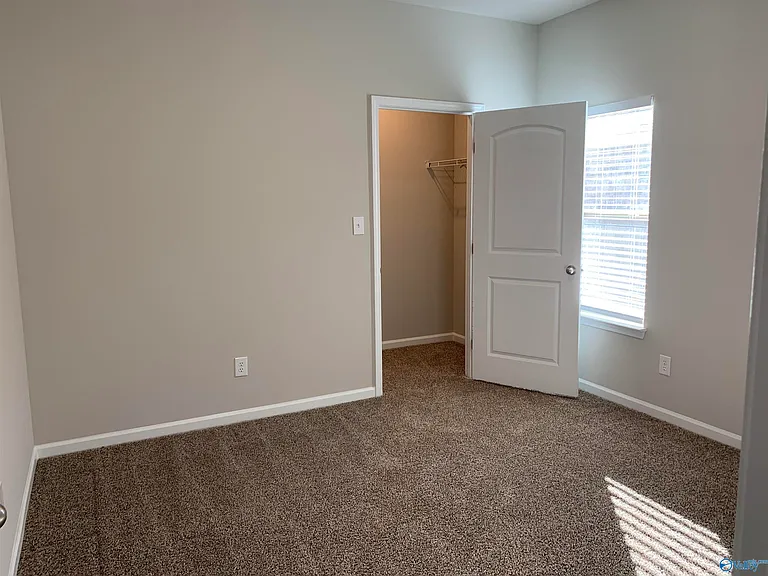 223 Ivyleaf Dr — Photo 16