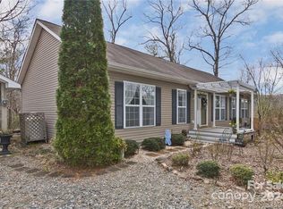 16 Majestic Trce, Hendersonville, NC 28739