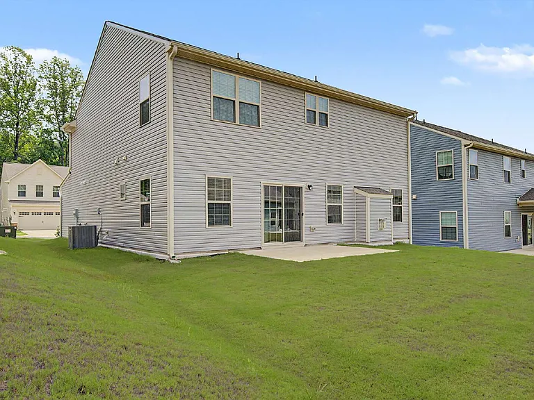 1621 Crimson Leaf Ln — Photo 40