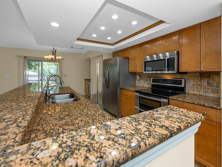 2460 Citrus Hill Rd — Photo 10