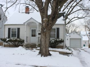1204 12th Ave, Sterling, IL 61081