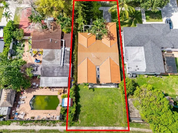 241 Hough Dr, Miami Springs, FL 33166