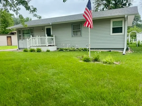 612 E 13th St, Spencer, IA 51301