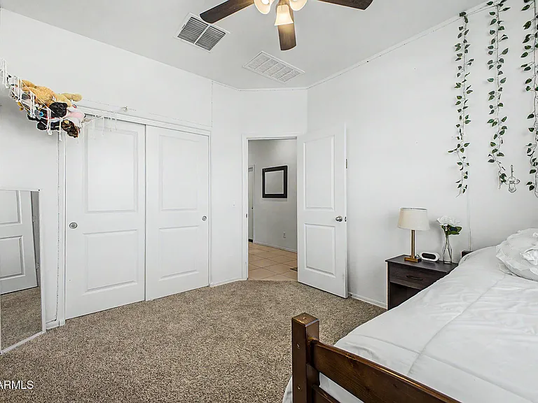 10611 W Bloch Rd — Photo 17