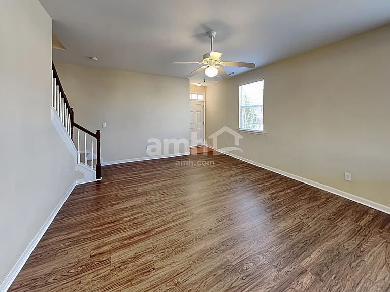 117 Steam Engine Way — Photo 6