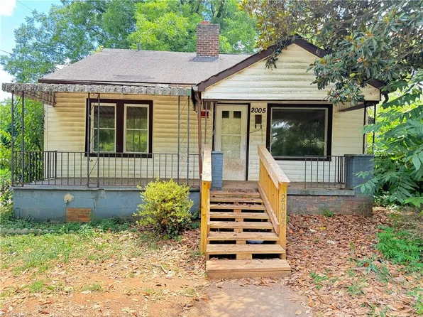 2005 Dellabrook Rd, Winston Salem, NC 27105