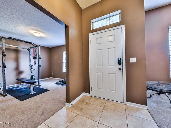 5th image of 11390 BRIAN LAKES Drive N