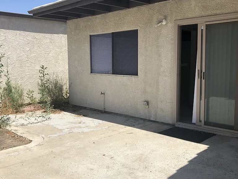 1594 Christopher Ln — Photo 33