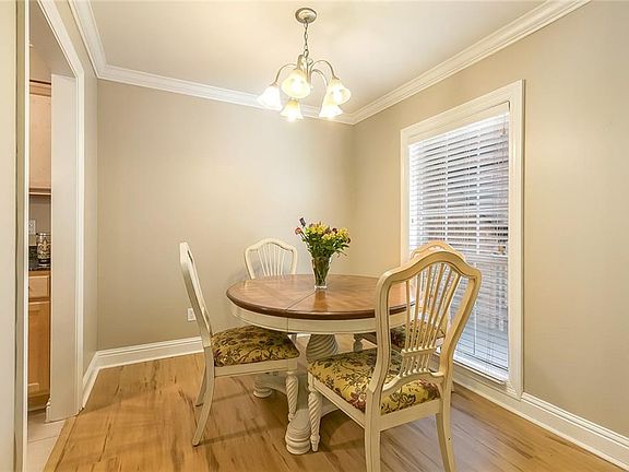 5th image of 2521 Metairie Lawn Dr #202