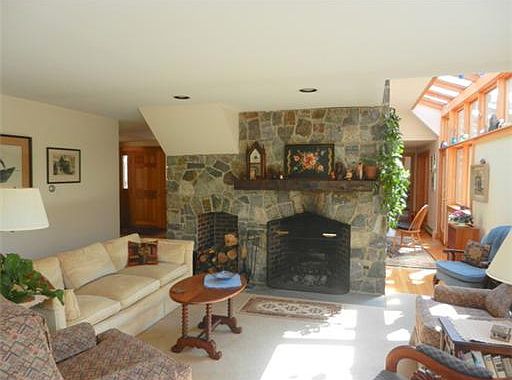 3rd image of 14 Bufflehead Cove Ln