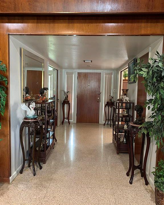 307 W Alkire Lake Dr, Sugar Land, TX 77478 | MLS #53100515 | Zillow