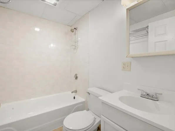 19 Harris St #4, Boston, MA 02109