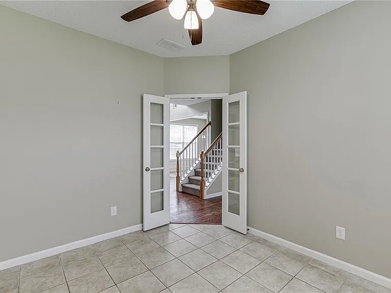 305 Leatherman Ct — Photo 14