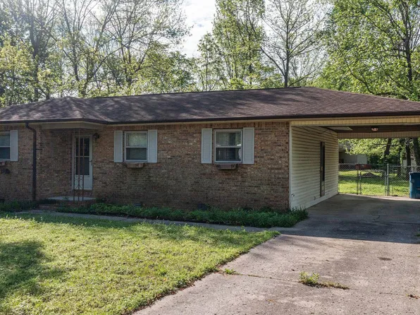 1630 Creekview Dr, Paducah, KY 42003