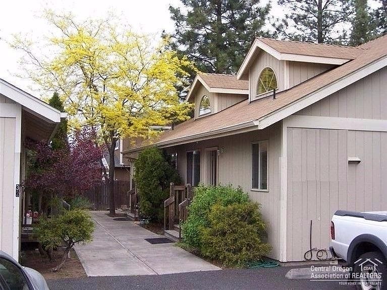 1st image of 420 SE McKinley Ave #Cla