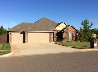 3612 Morgan Creek Rd, Yukon, OK 73099