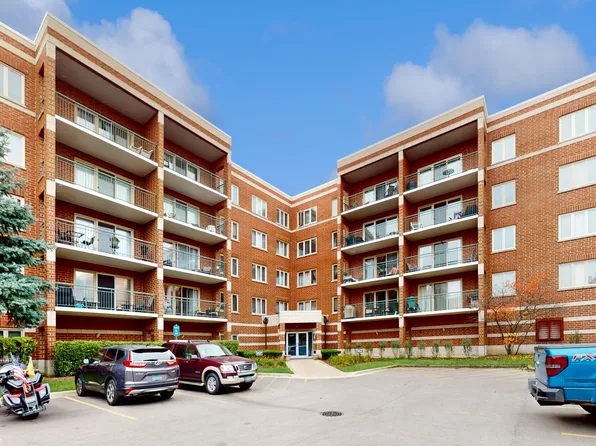6401 W Berteau Ave APT 408, Chicago, IL 60634