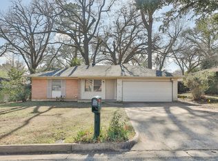 2811 Amy Ln, Tyler, TX 75701