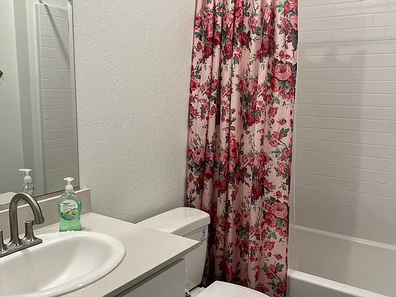 5th image of 348 Brad Ct
