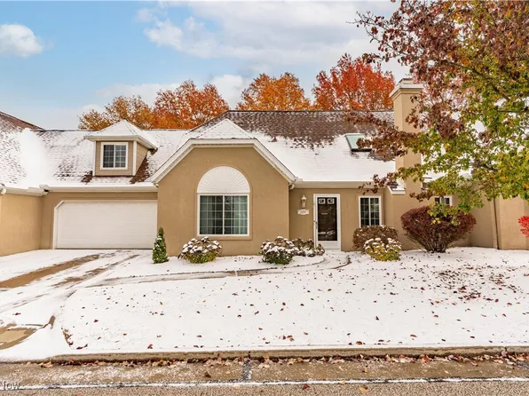 10397 W Cobblestone Ln, Twinsburg, OH 44087