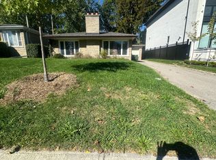 118 Holcolm Rd, Toronto, ON M2N 2C9