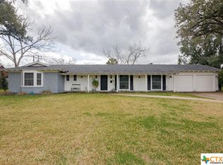 2103 Bon Aire Ave, Victoria, TX 77901