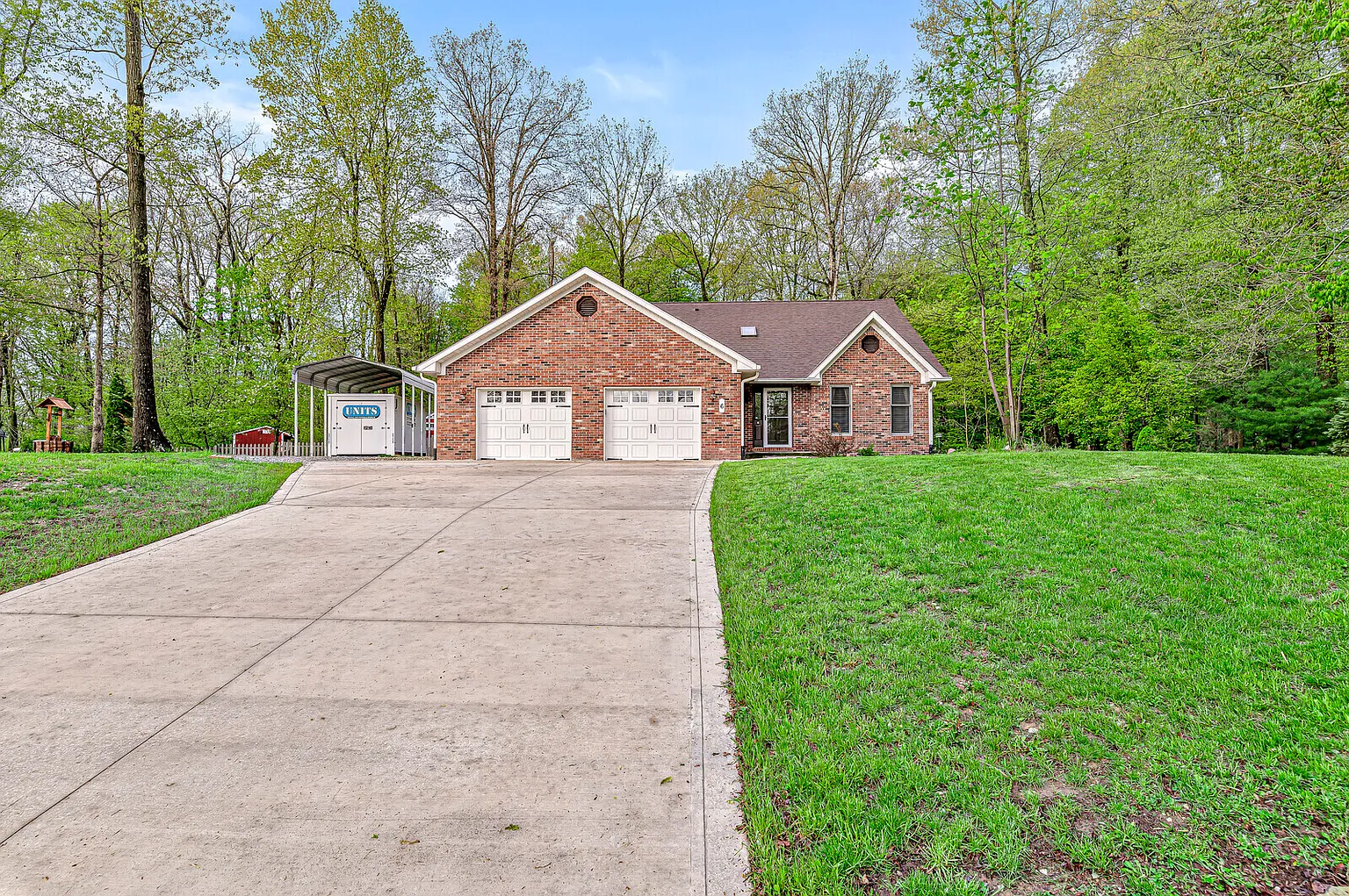 6 Lakewood Dr photo 1