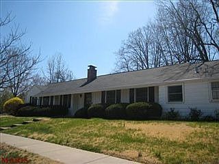 1st image of 1085 Liggett Ave