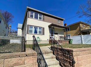 555 Main St #2, Watertown, MA 02472