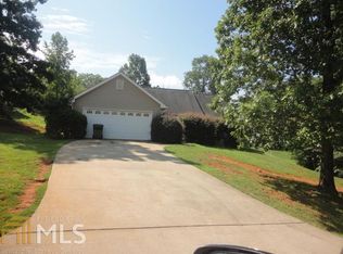 46 Mountain Overlook Dr, Cleveland, GA 30528