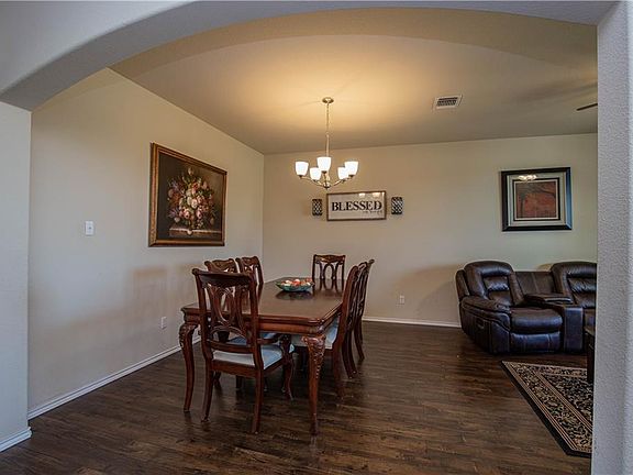 3rd image of 11129 Gainer Dr