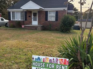 826 Adams Dr, Gastonia, NC 28052