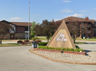 2013 45th St UNIT 302, Highland, IN 46322