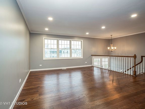 2nd image of 1575 Newcastle Ln