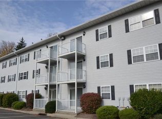 10 Chestnut St APT A207, Suffern, NY 10901