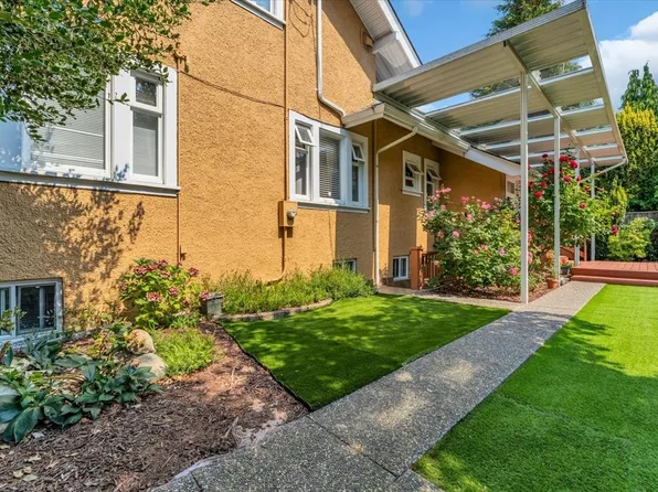 1476 W 33rd Ave, Vancouver, BC V6M 1A5