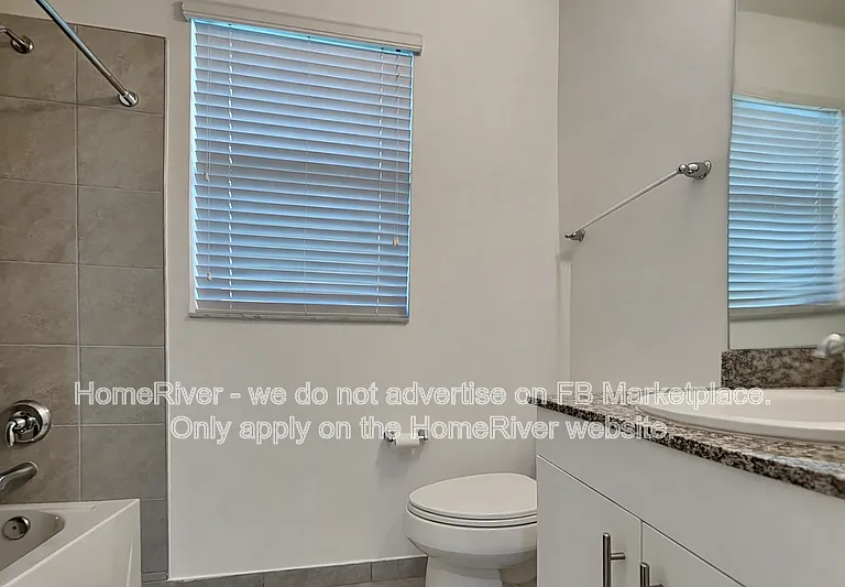 8744 Madrid Cir — Photo 16