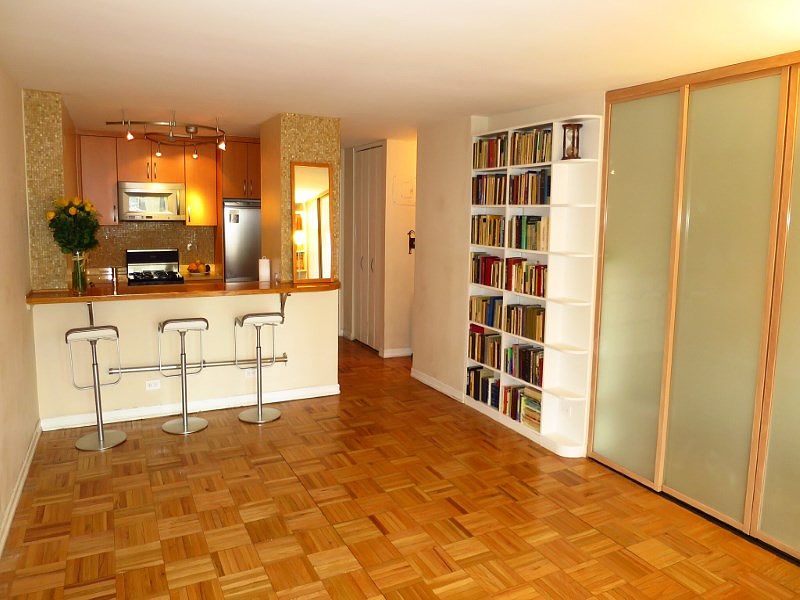 1st image of 2039 Broadway #11K