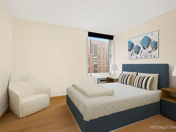 1641 Third Avenue image 7 of 11