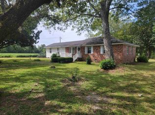 111 Inglenook Rd, Kingstree, SC 29556