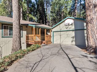 2866 Marilyn Dr, Pollock Pines, CA