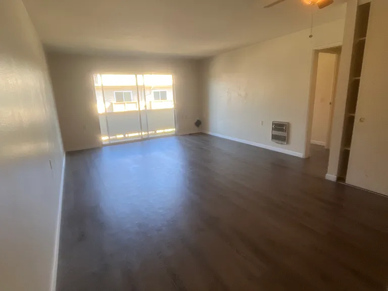 748 Oakland Avenue Apartments — Photo 8