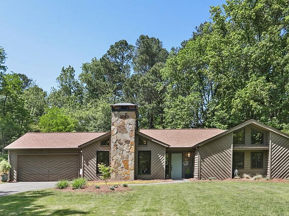 2nd image of 3465 Cedar Valley Ct SE