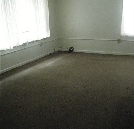 dining/living room